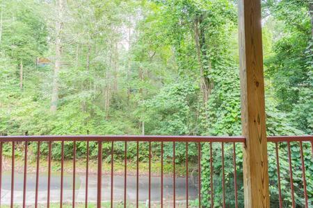 Lodge G Sasquatch Lodges Sleeps 13 Gatlinburg Exteriér fotografie